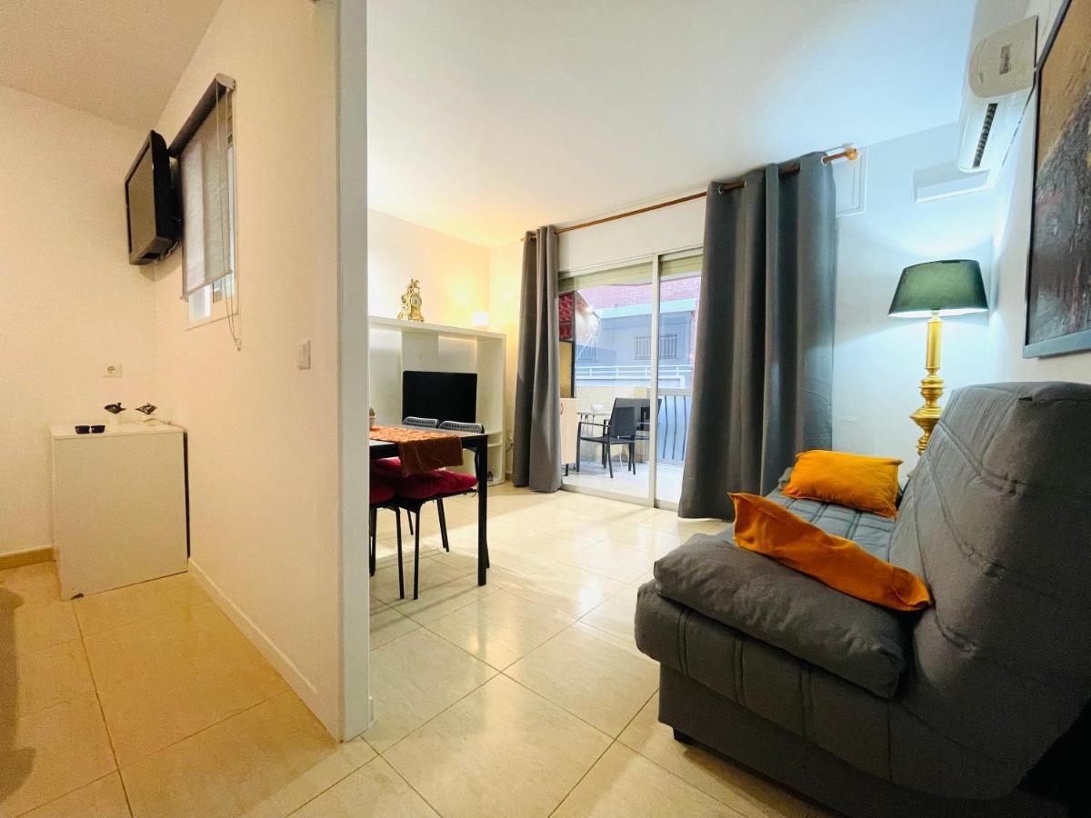 Renovado Apartamento En Zona Residencial A Pasos Del Mar Salou Esterno foto